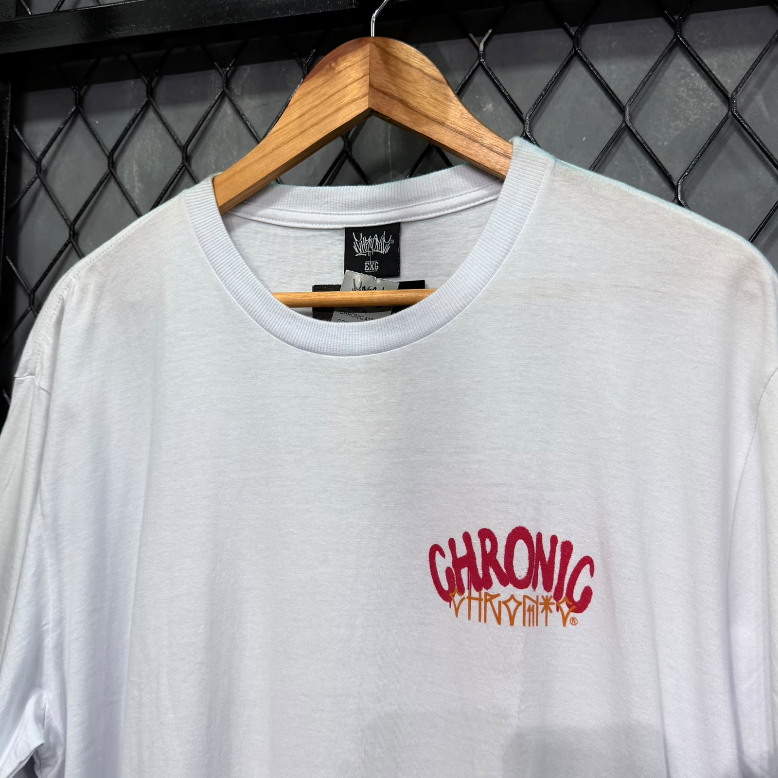 CAMISETA CHRONIC