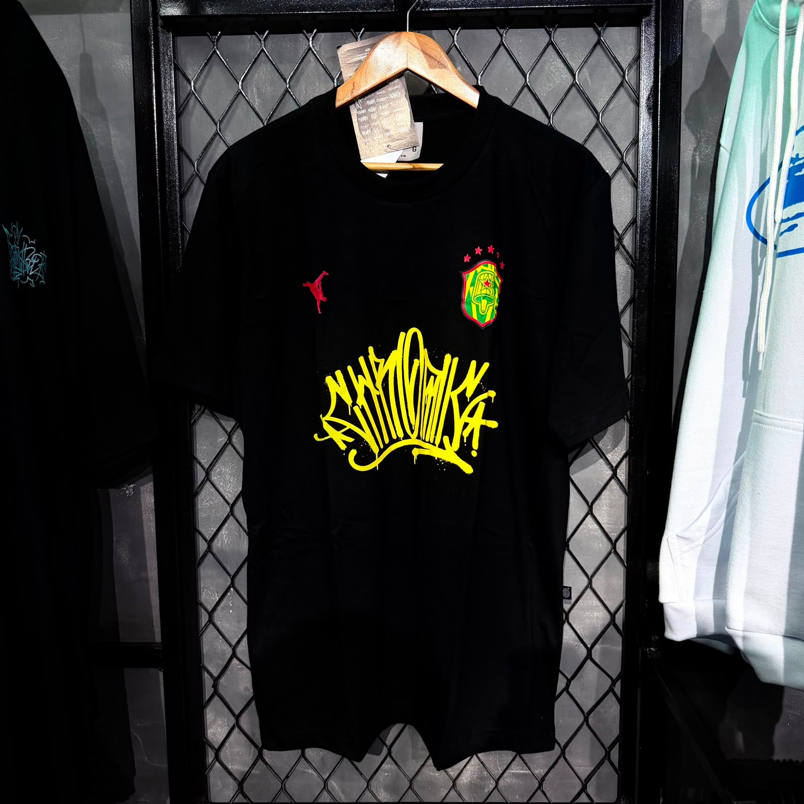 CAMISETA CHRONIC