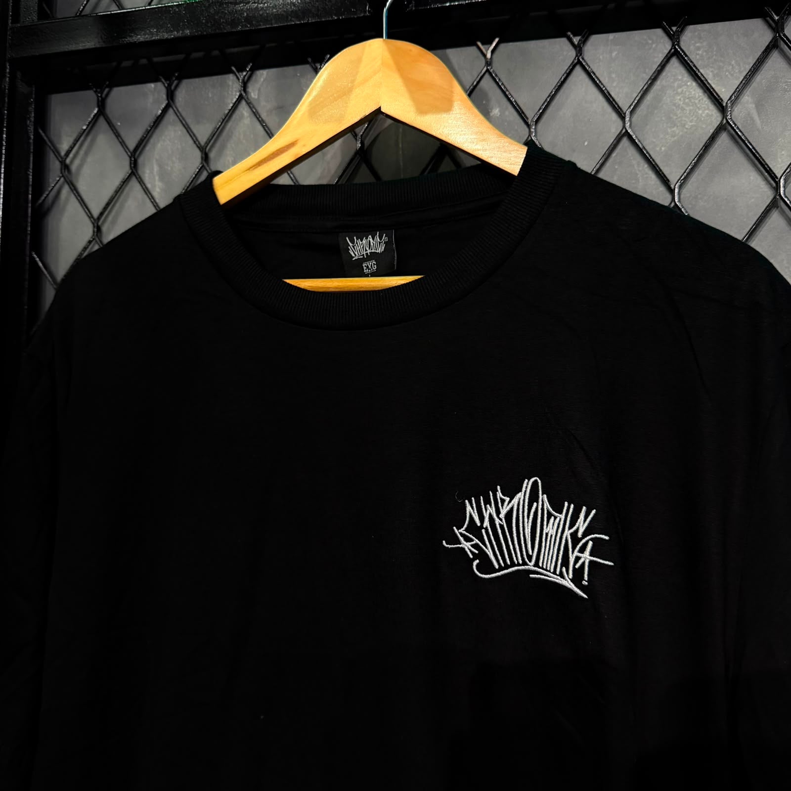 CAMISETA CHRONIC
