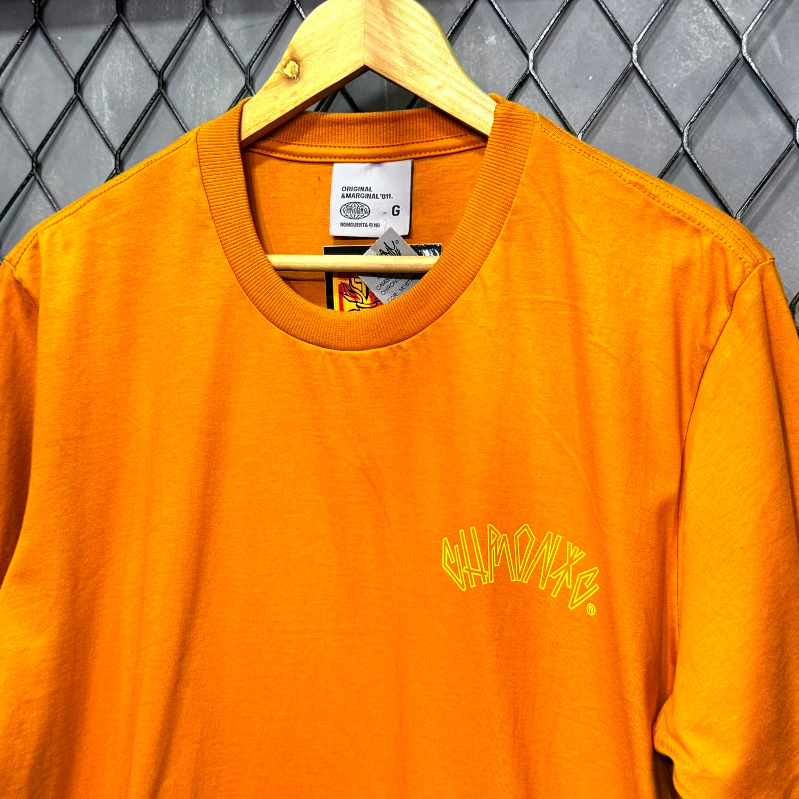 CAMISETA CHRONIC