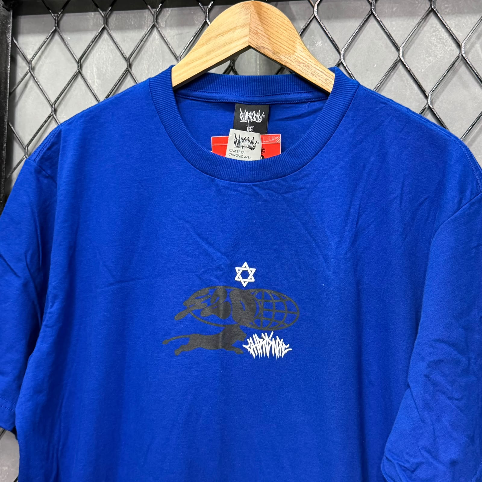 CAMISETA CHRONIC