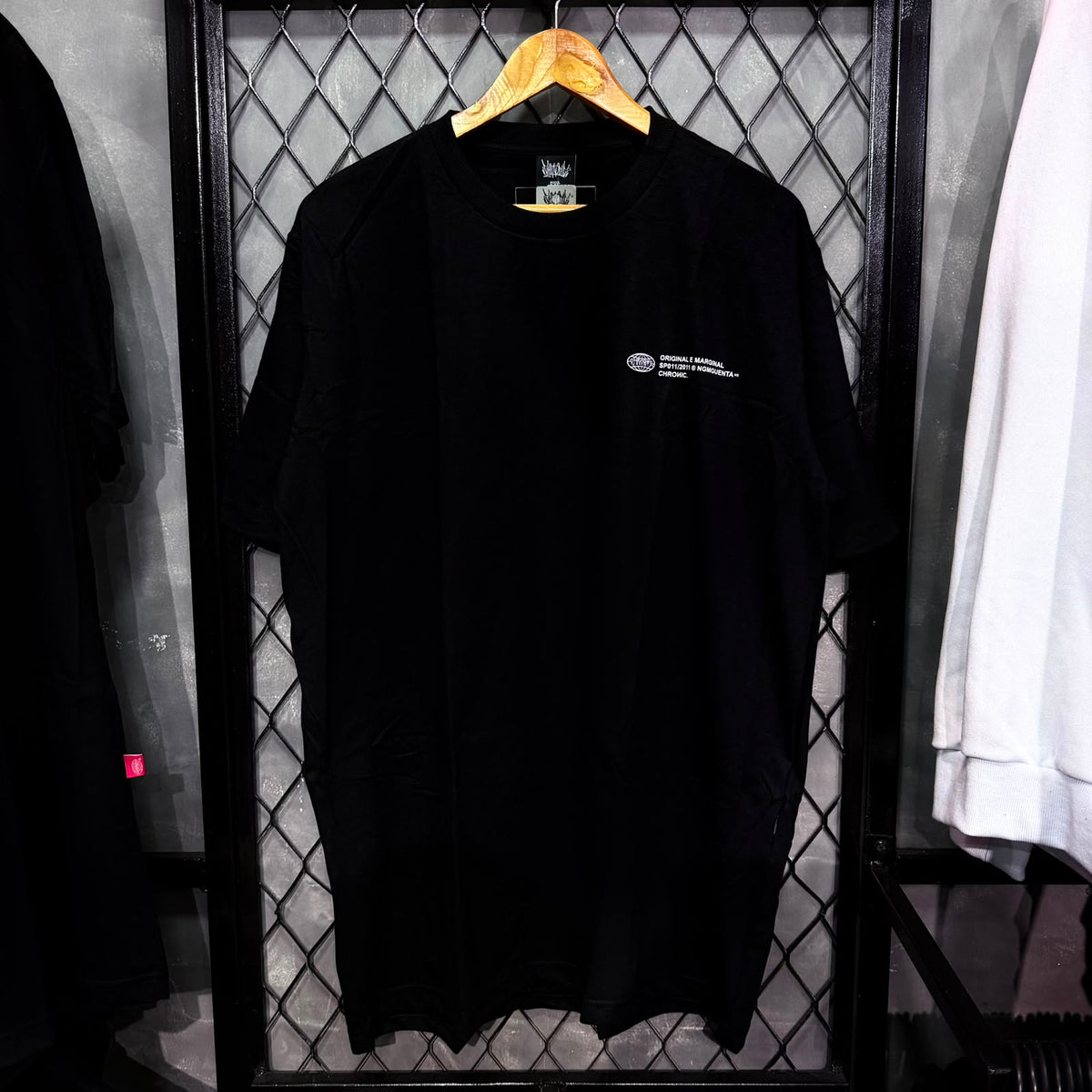 CAMISETA CHRONIC