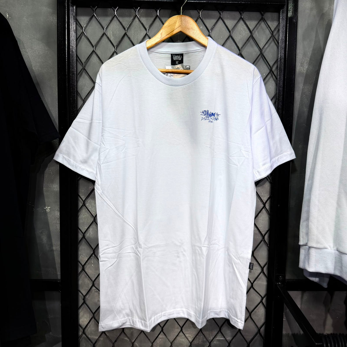 CAMISETA CHRONIC