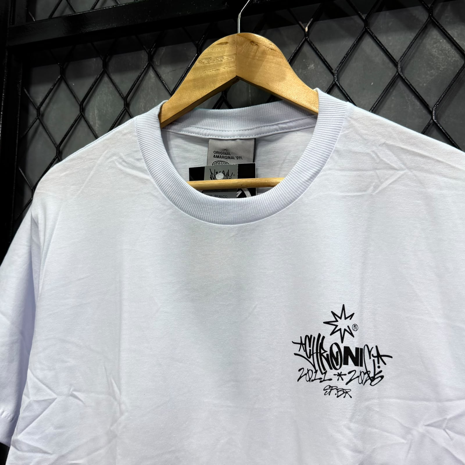 CAMISETA CHRONIC