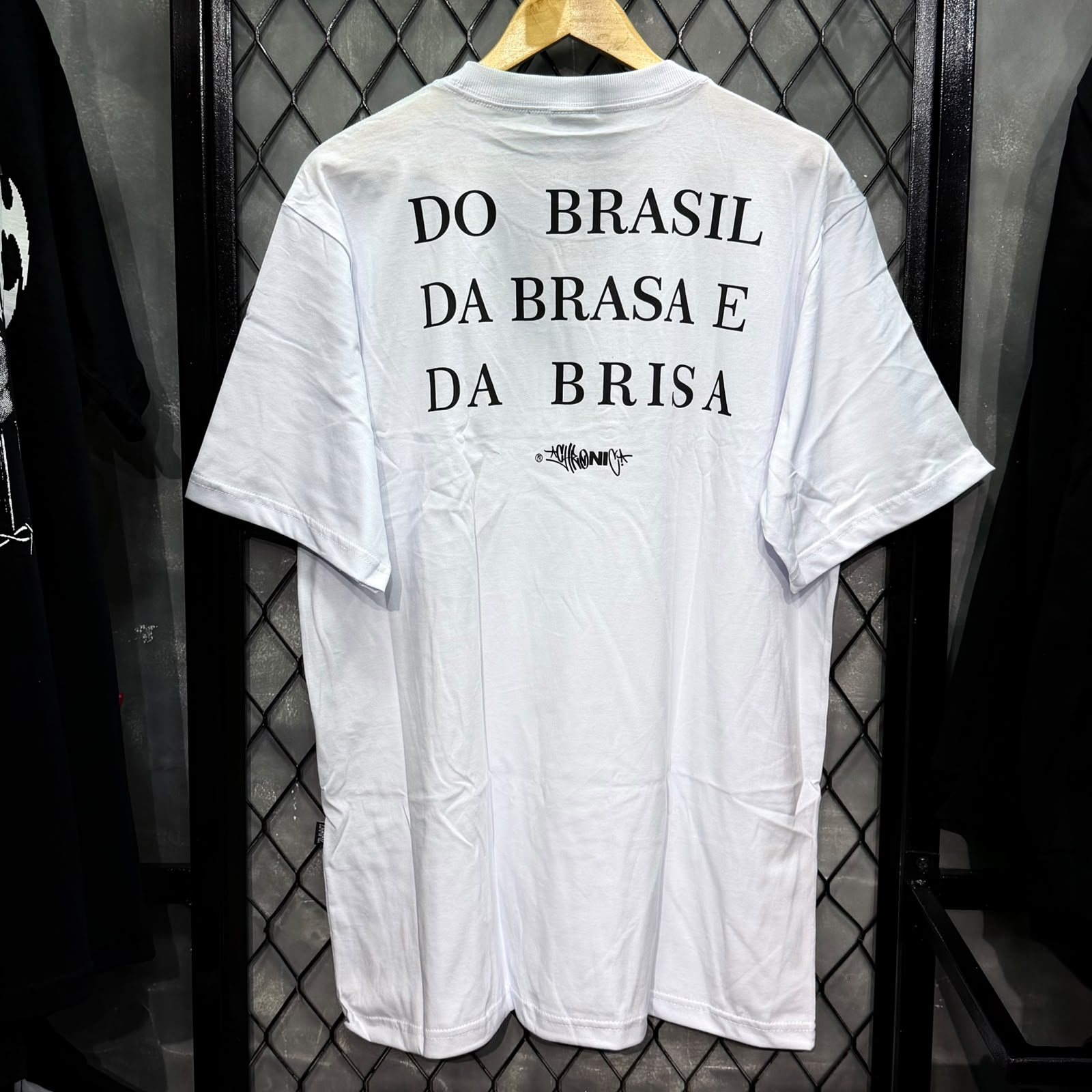 CAMISETA CHRONIC