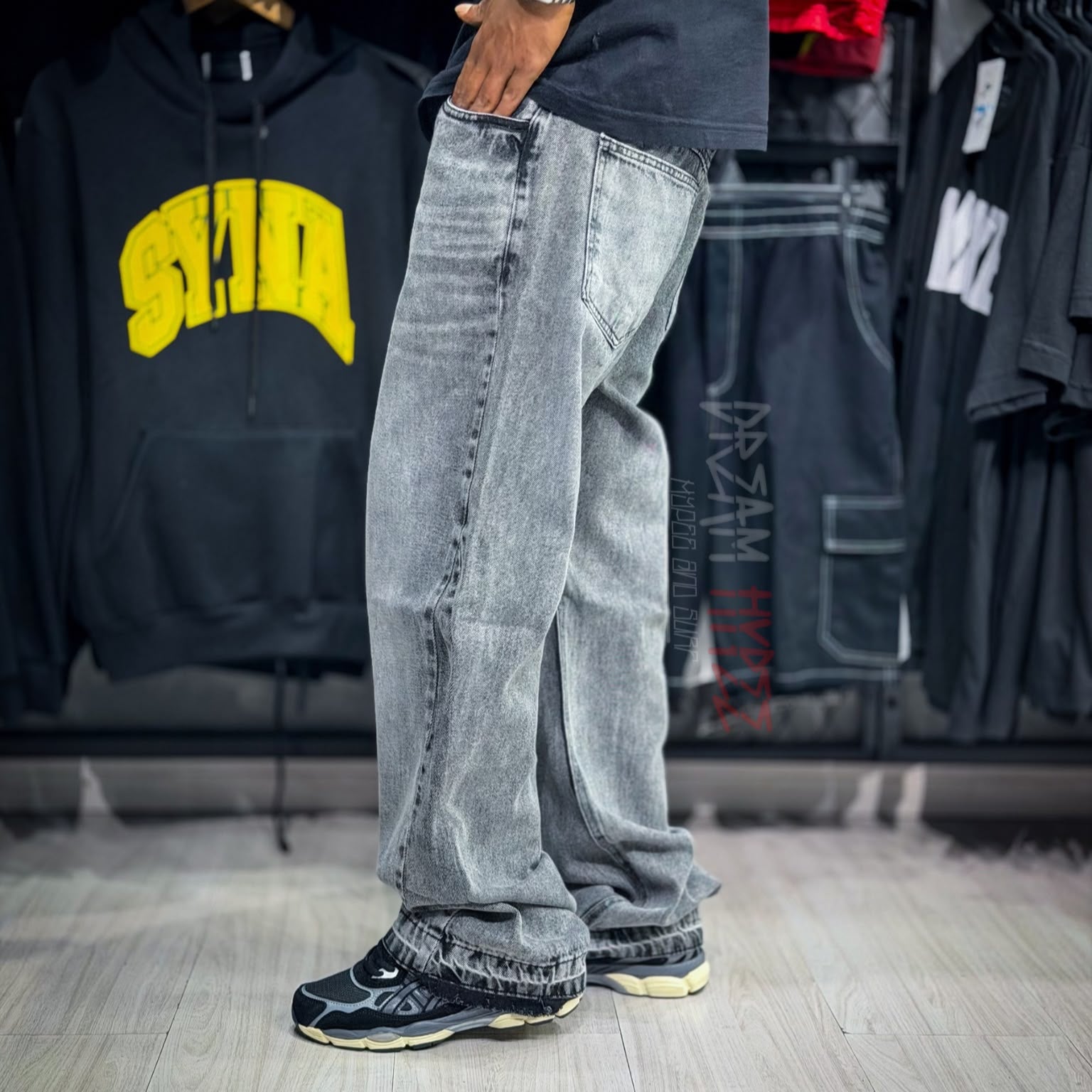 Calça Flare estonada DMC