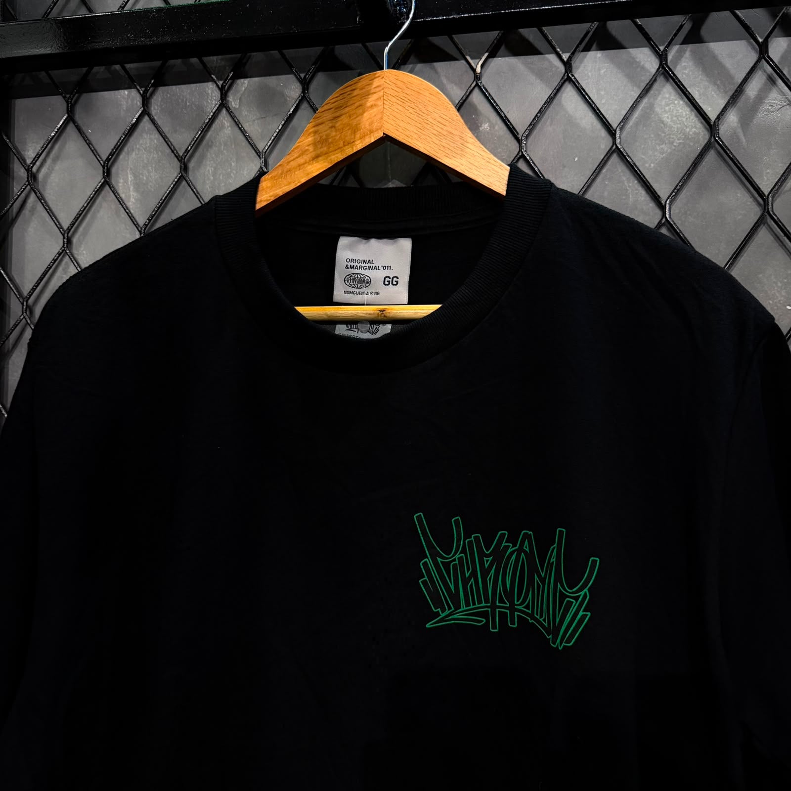 CAMISETA CHRONIC