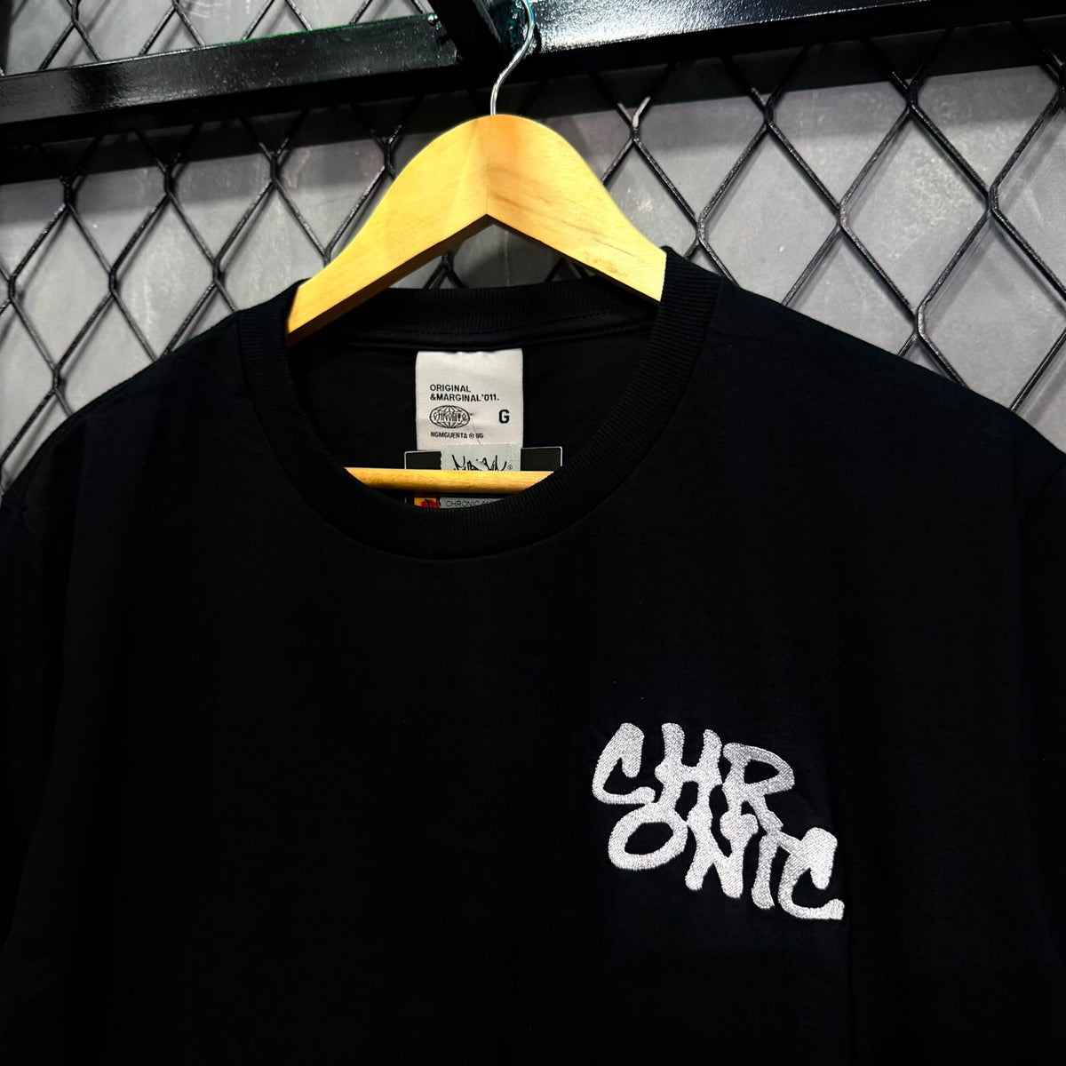 CAMISETA CHRONIC