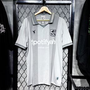 CAMISETA CHRONIC