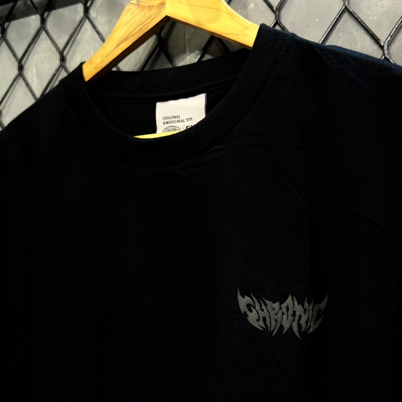 CAMISETA CHRONIC