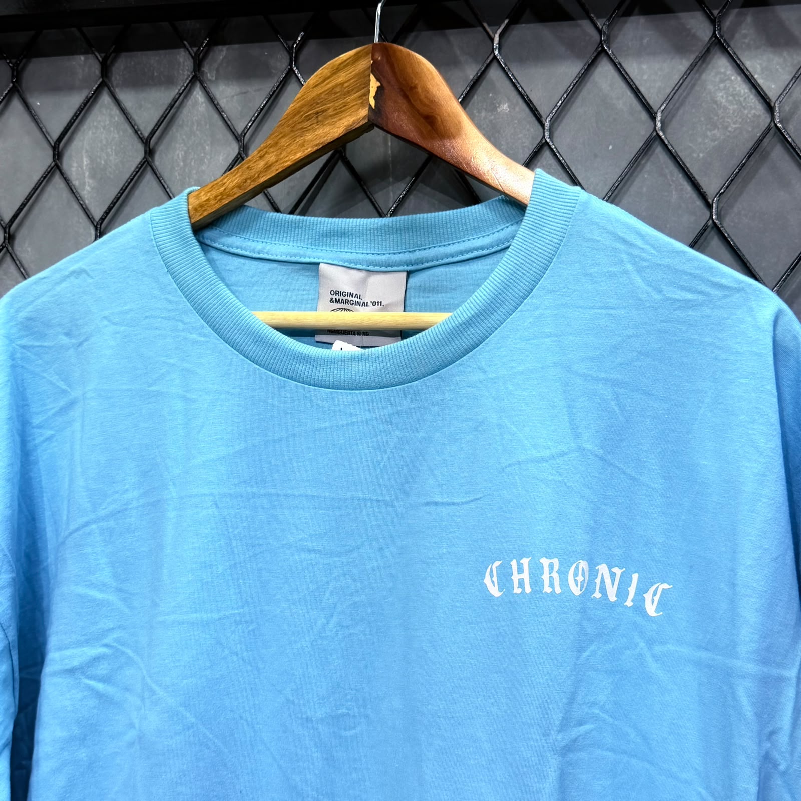 CAMISETA CHRONIC