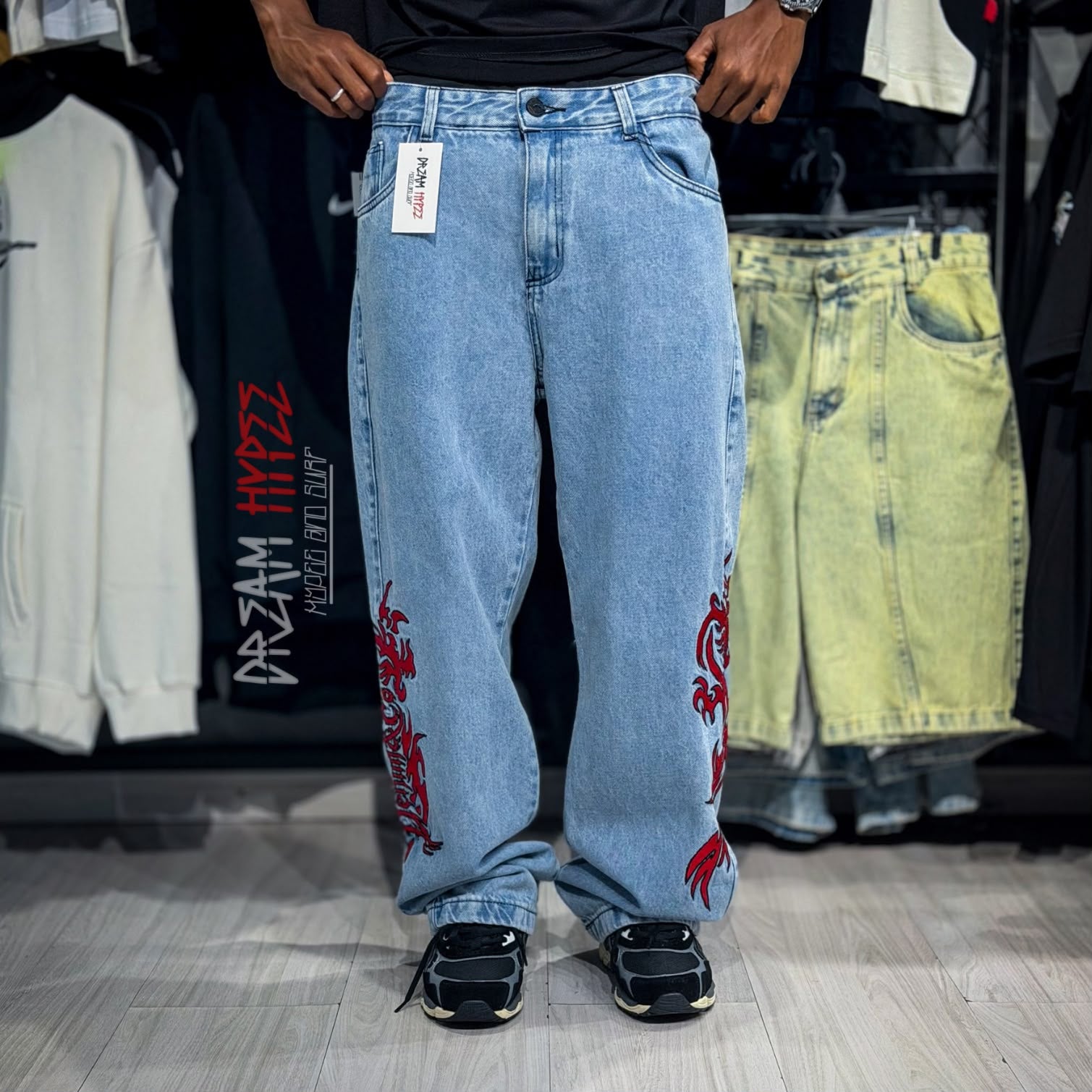 Calça Reta Red Flames DMC