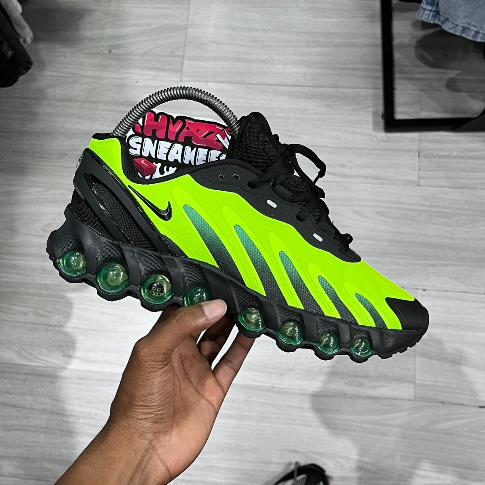 AIR MAX DN8
