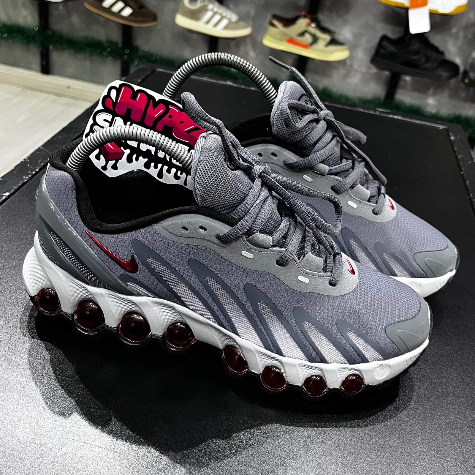 AIR MAX DN8