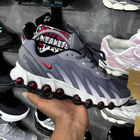 AIR MAX DN8