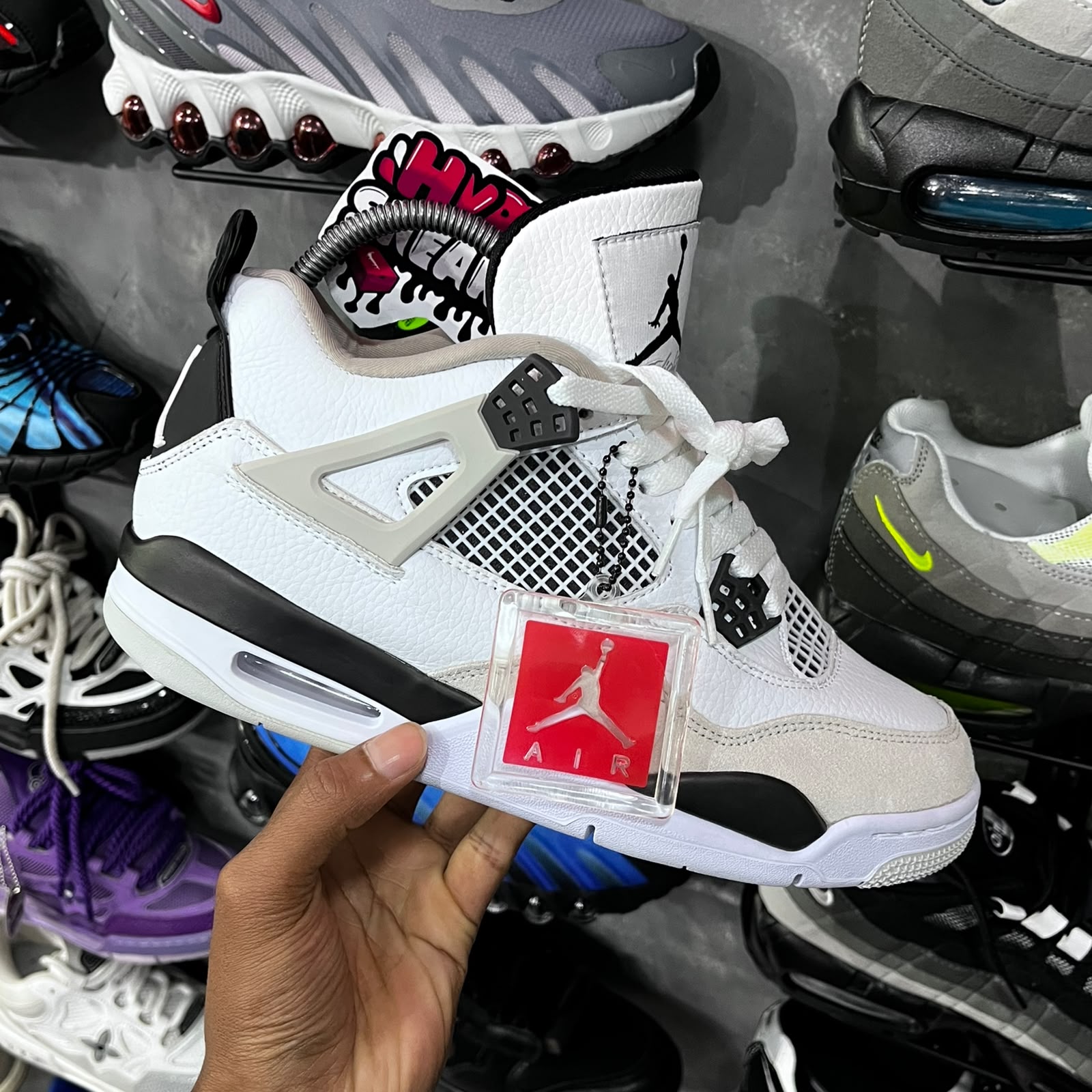 JORDAN IV