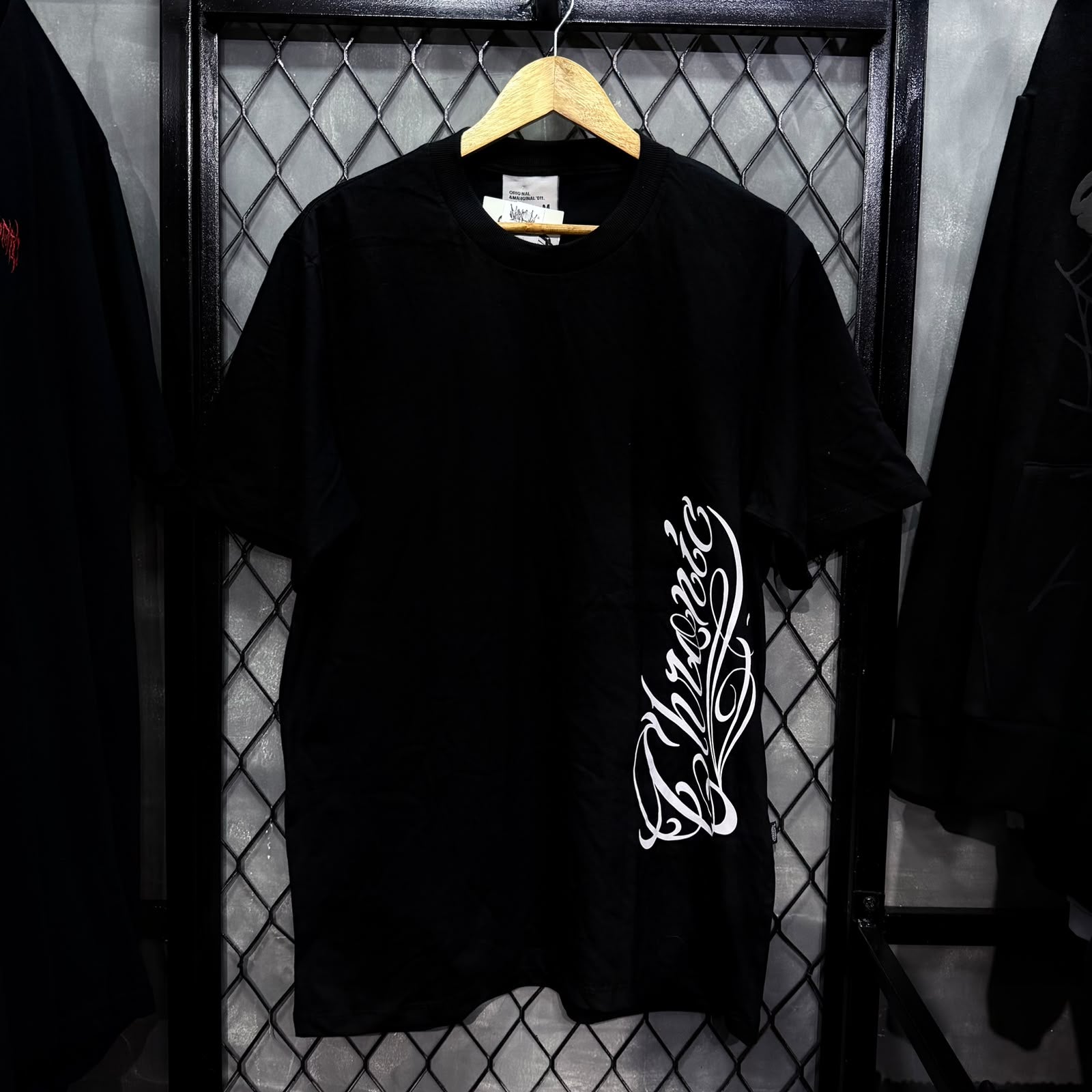 CAMISETA CHRONIC