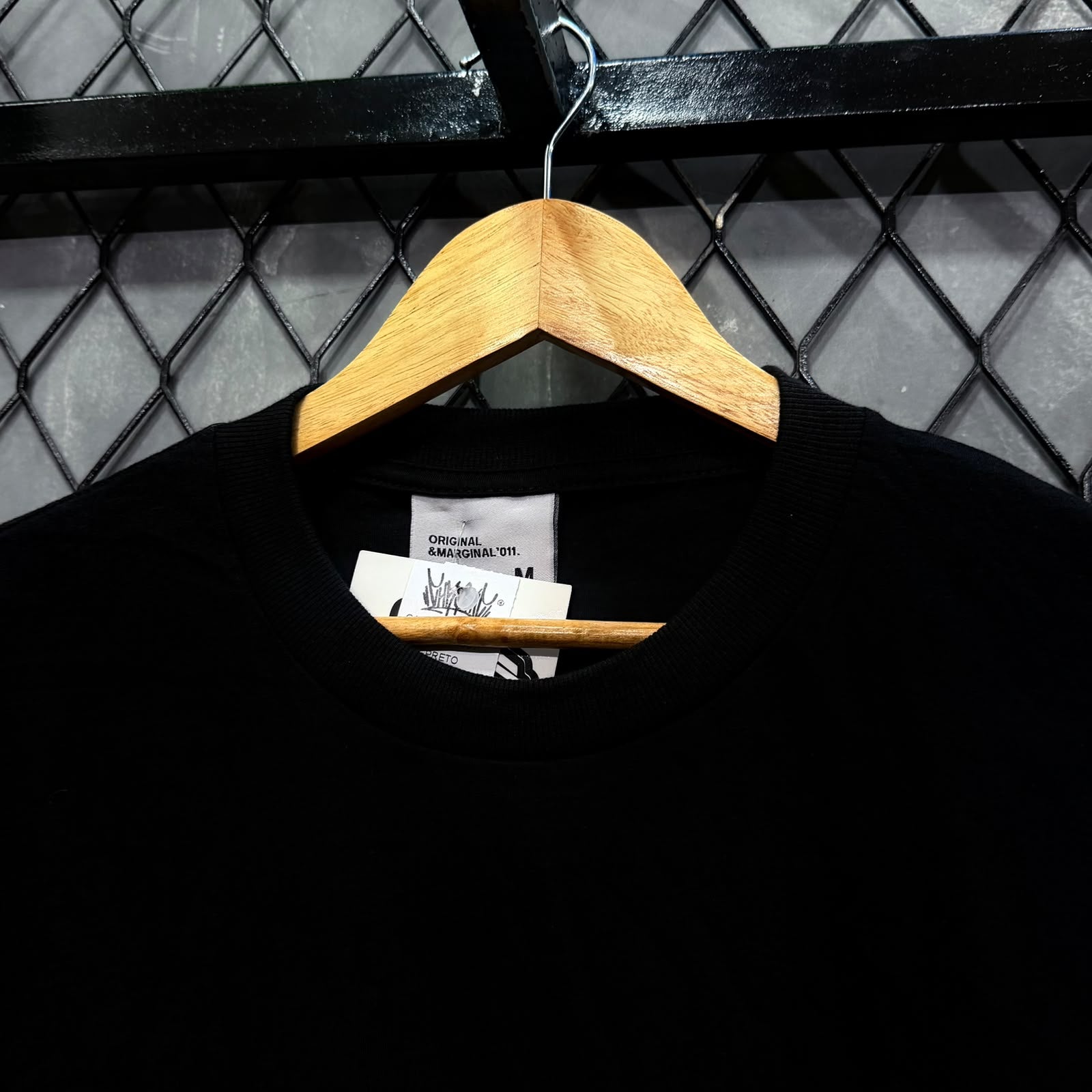 CAMISETA CHRONIC