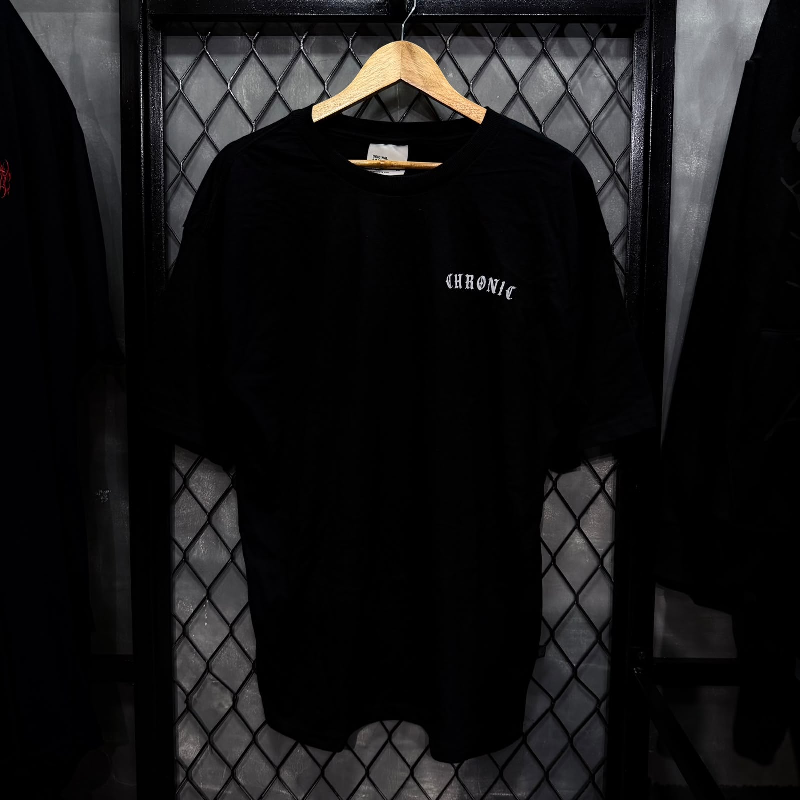 CAMISETA CHRONIC