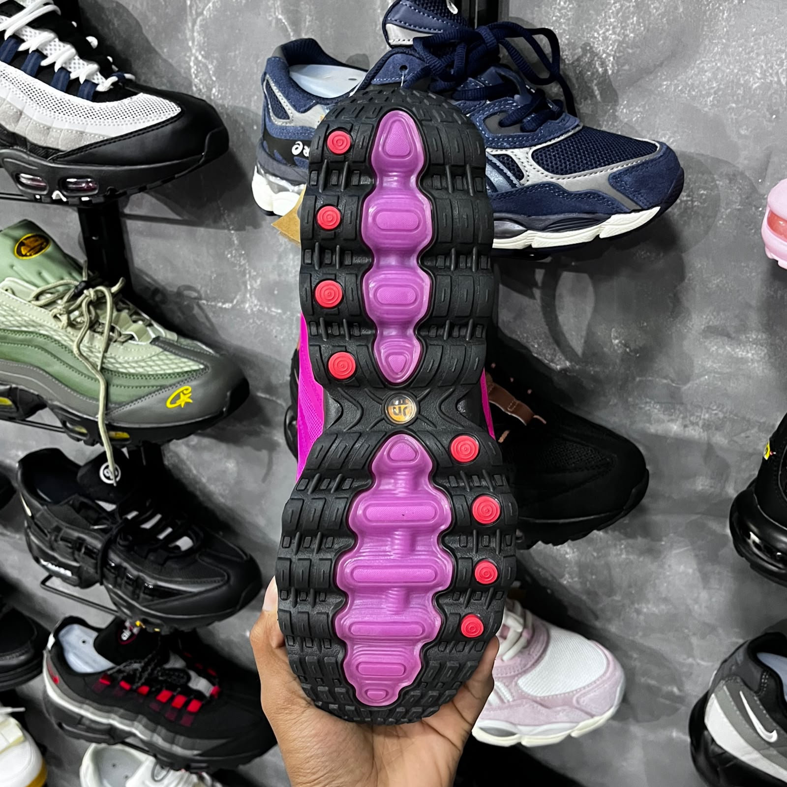 AIR MAX DN8