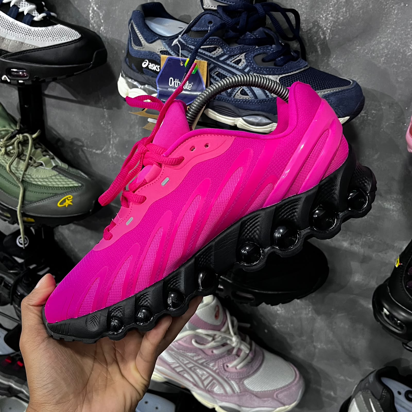 AIR MAX DN8