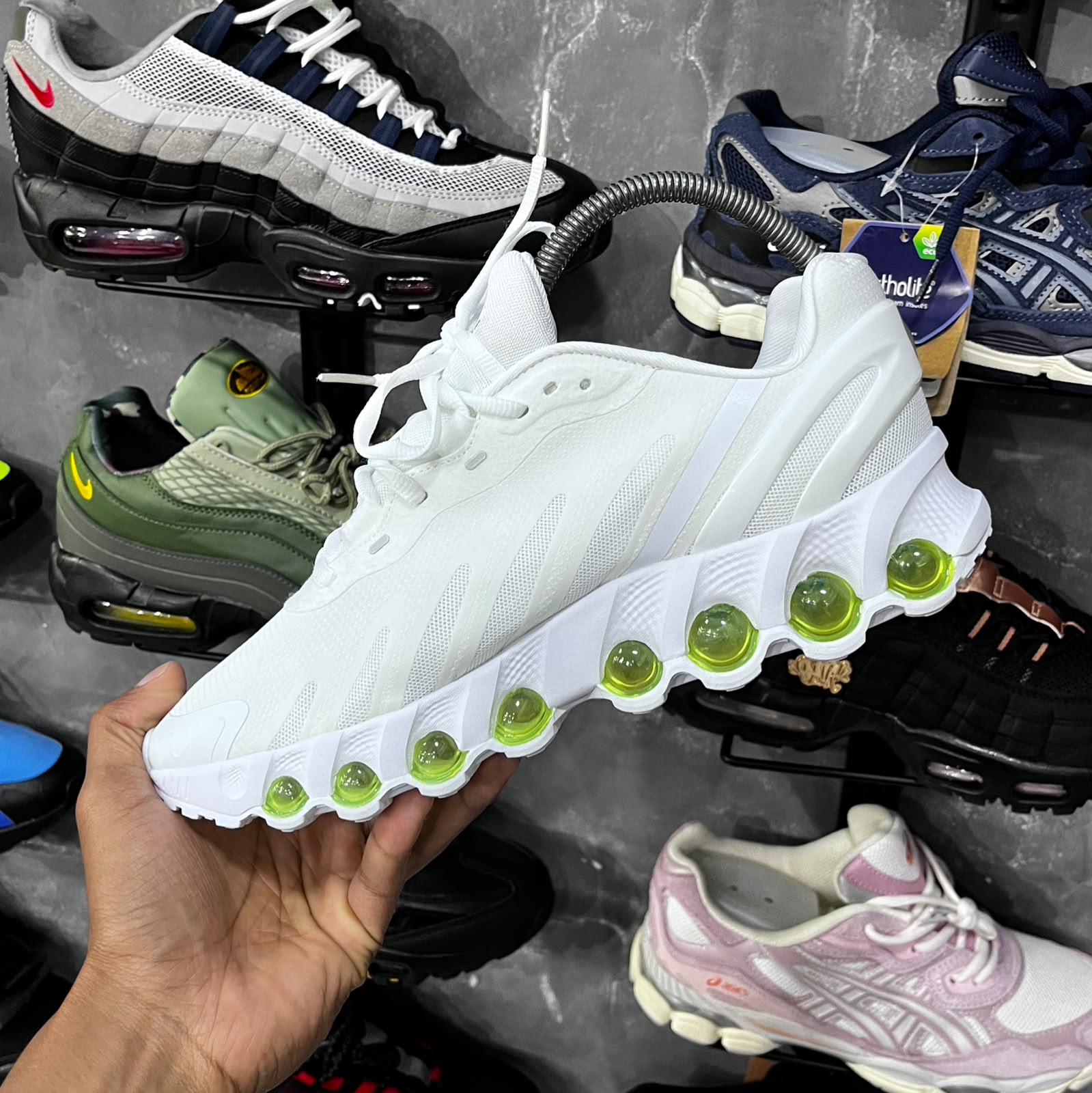 AIR MAX DN8