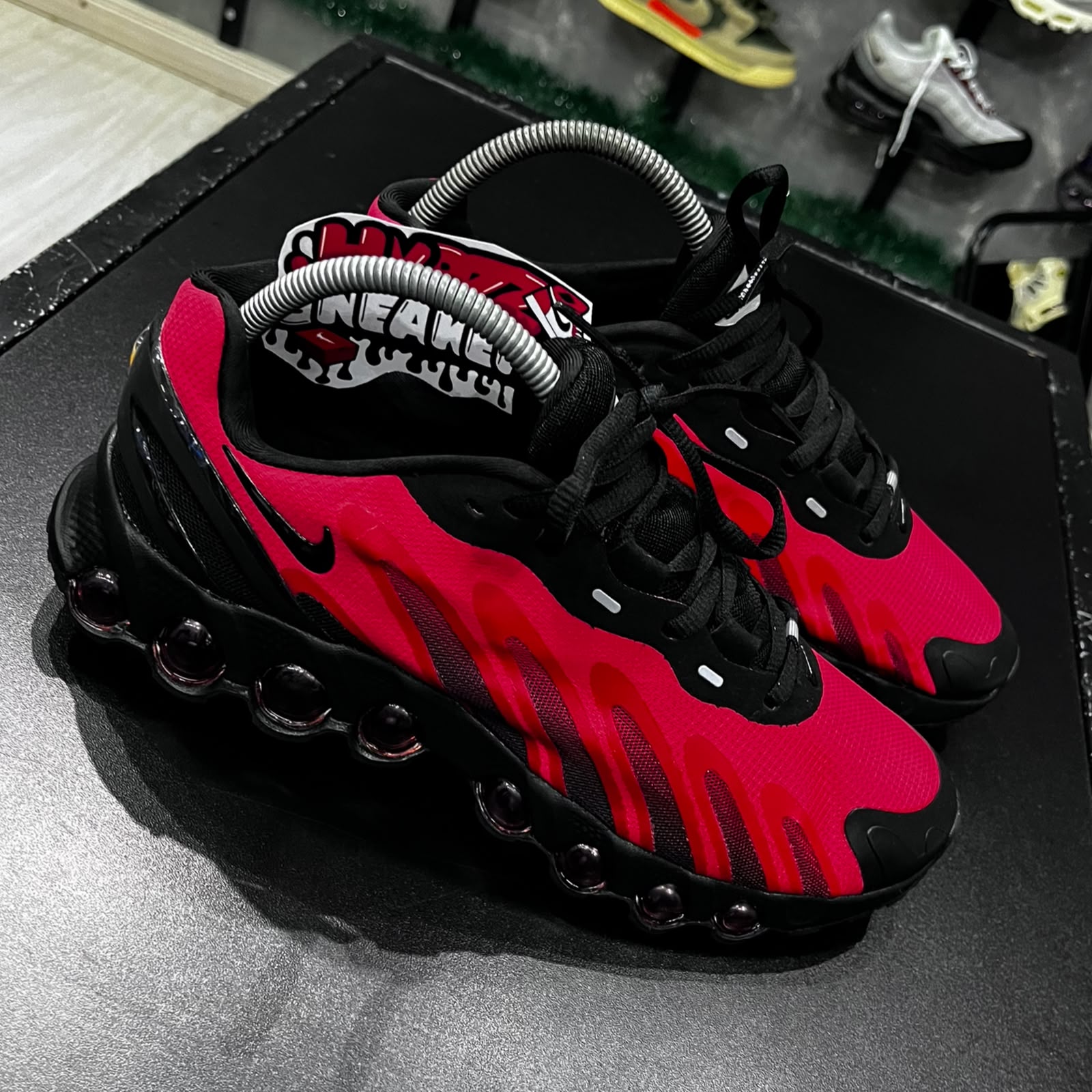 AIR MAX DN8