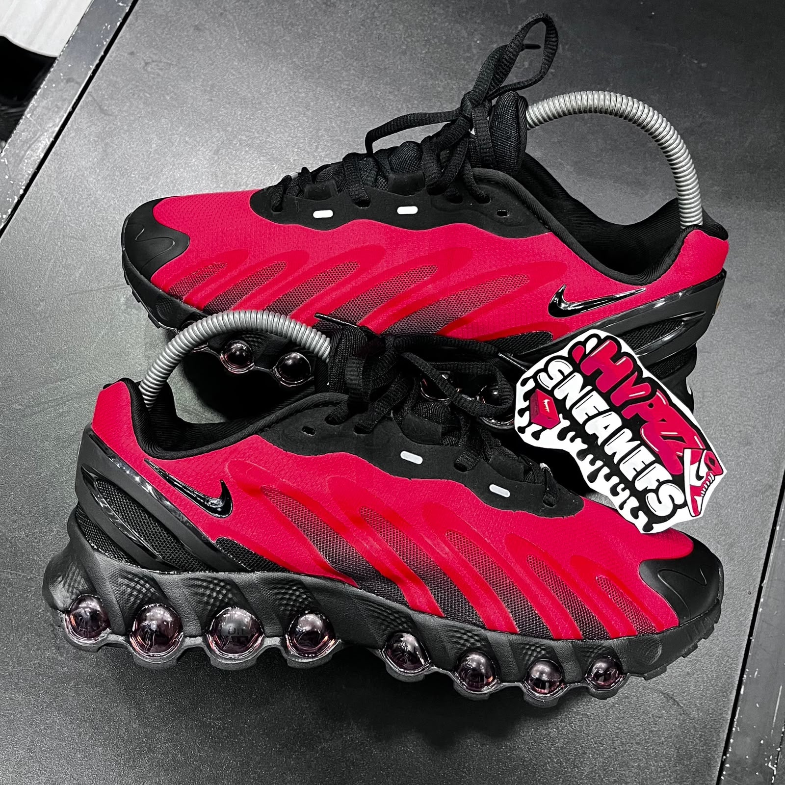 AIR MAX DN8