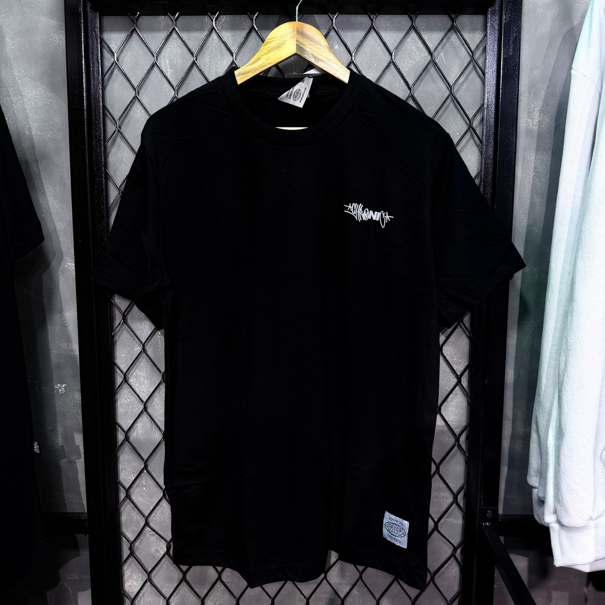 CAMISETA CHRONIC